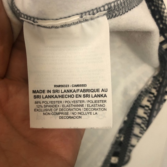 Nike Pro Half Zip Pullover with Geometric Print - Picture 9 of 12